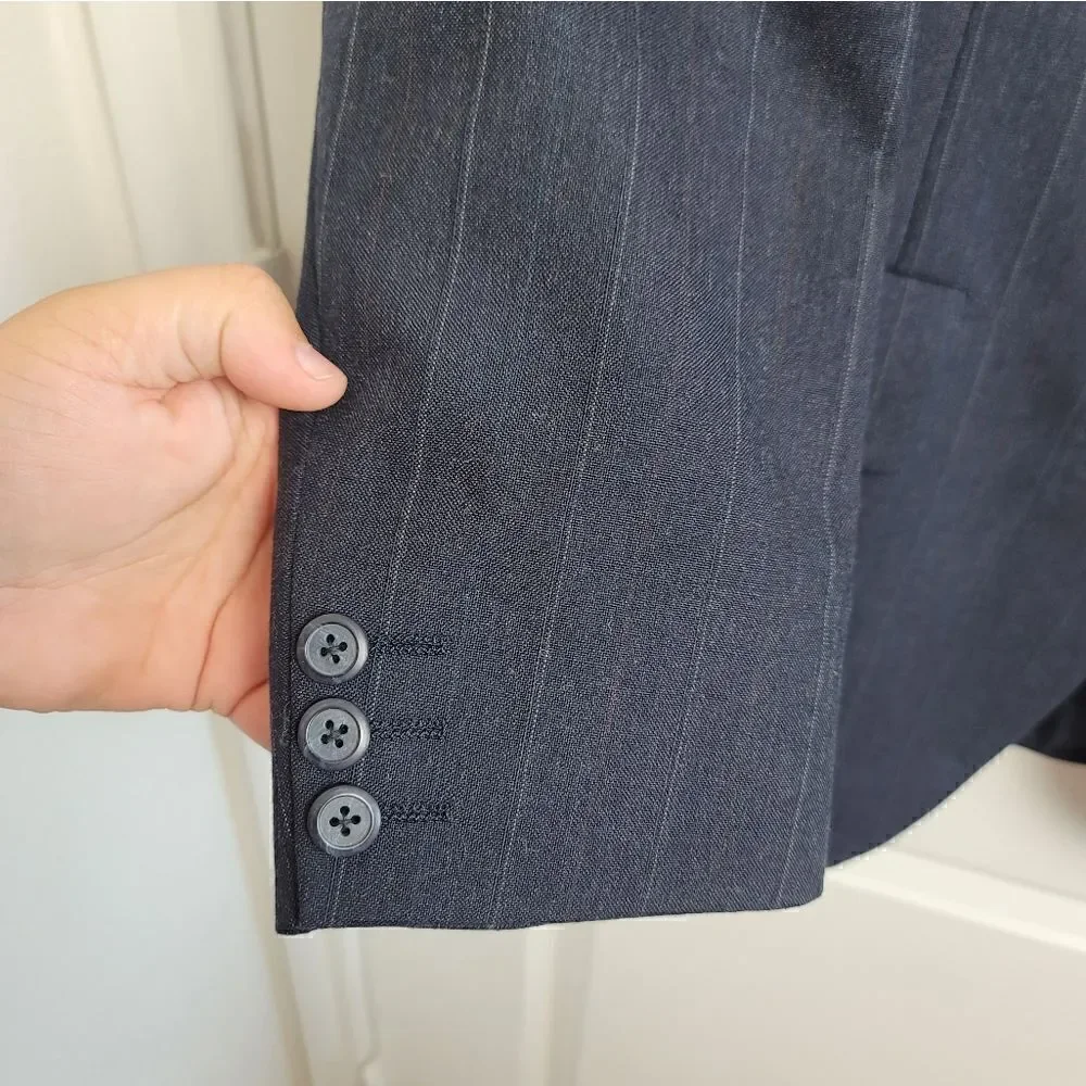 EMBASSY SQUARE 100% Wool Suit Jacket